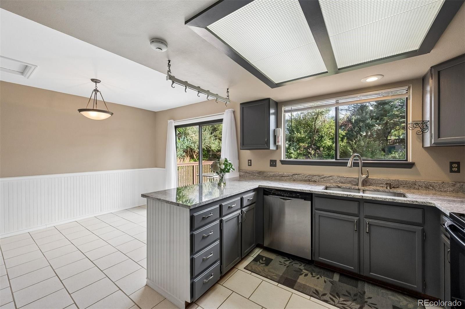 MLS Image #11 for 8995  winrock street,highlands ranch, Colorado