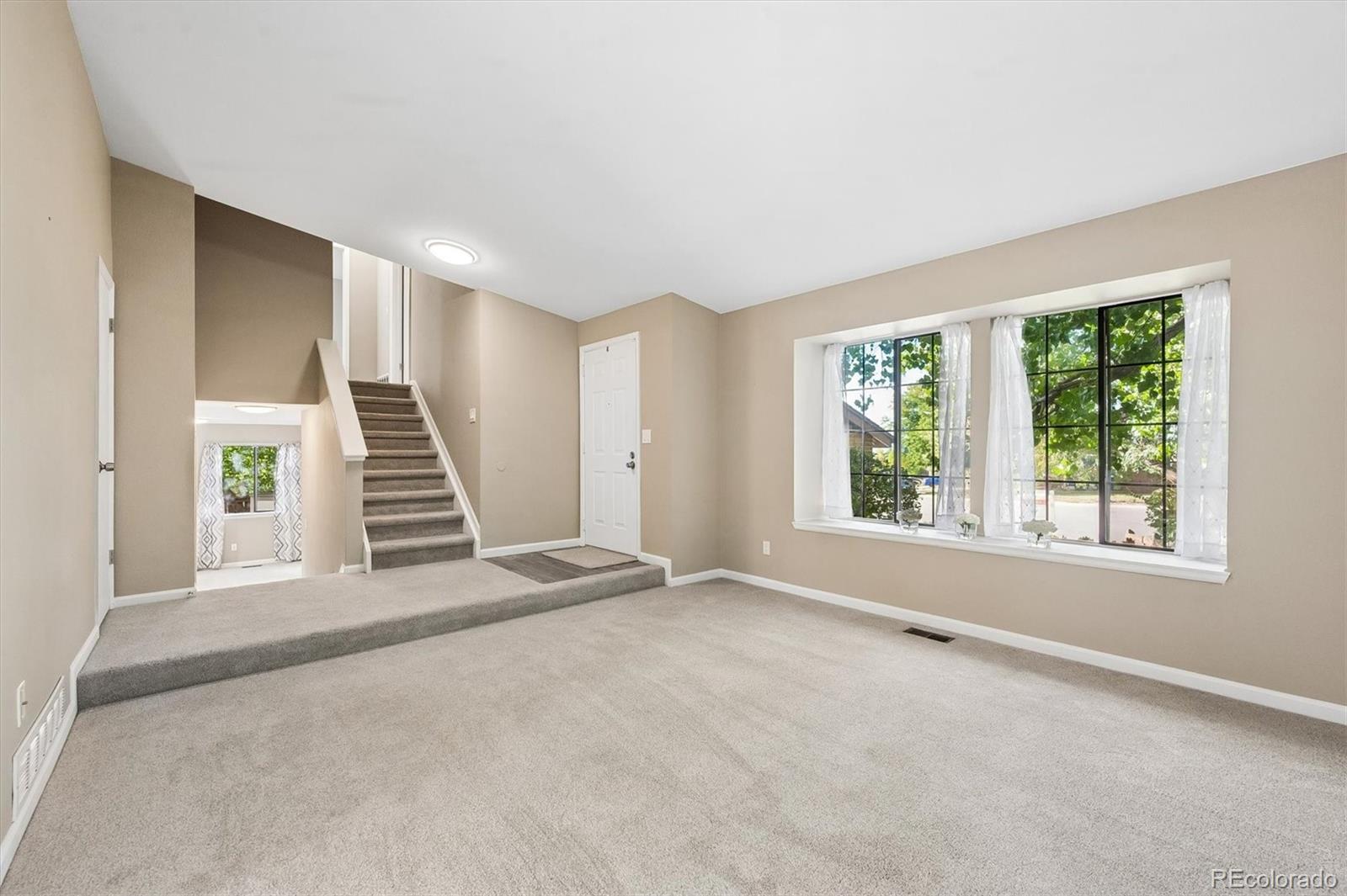 MLS Image #4 for 8995  winrock street,highlands ranch, Colorado