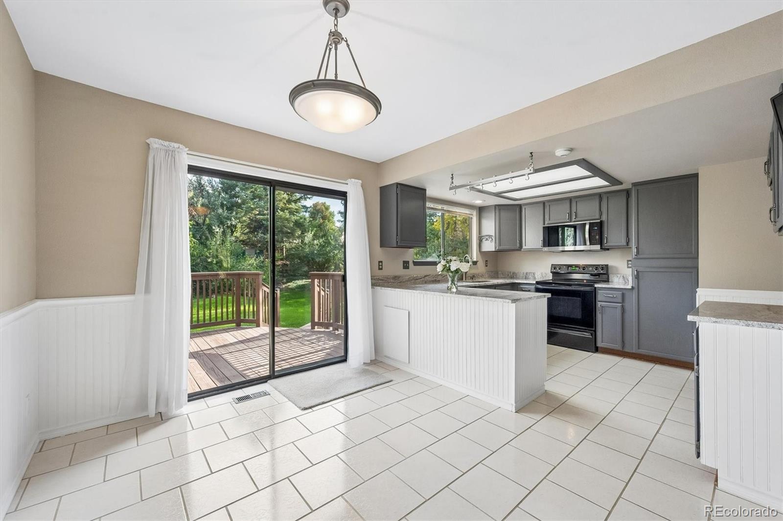 MLS Image #8 for 8995  winrock street,highlands ranch, Colorado