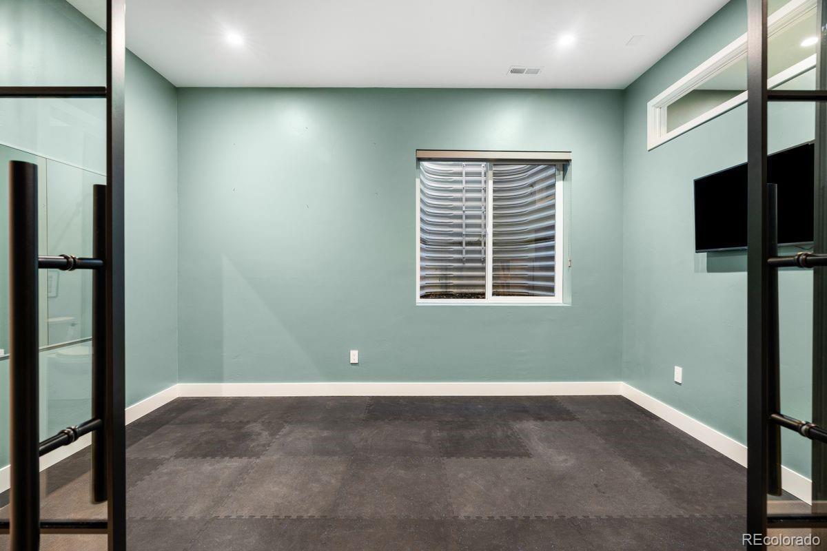 MLS Image #30 for 610 s race street,denver, Colorado