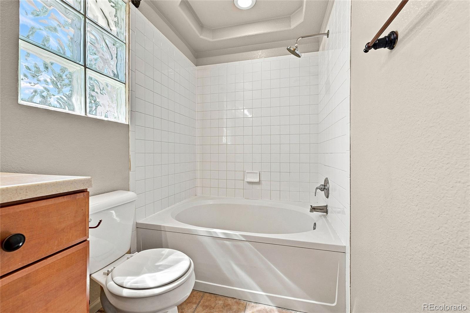 MLS Image #16 for 1371  laurenwood way,highlands ranch, Colorado