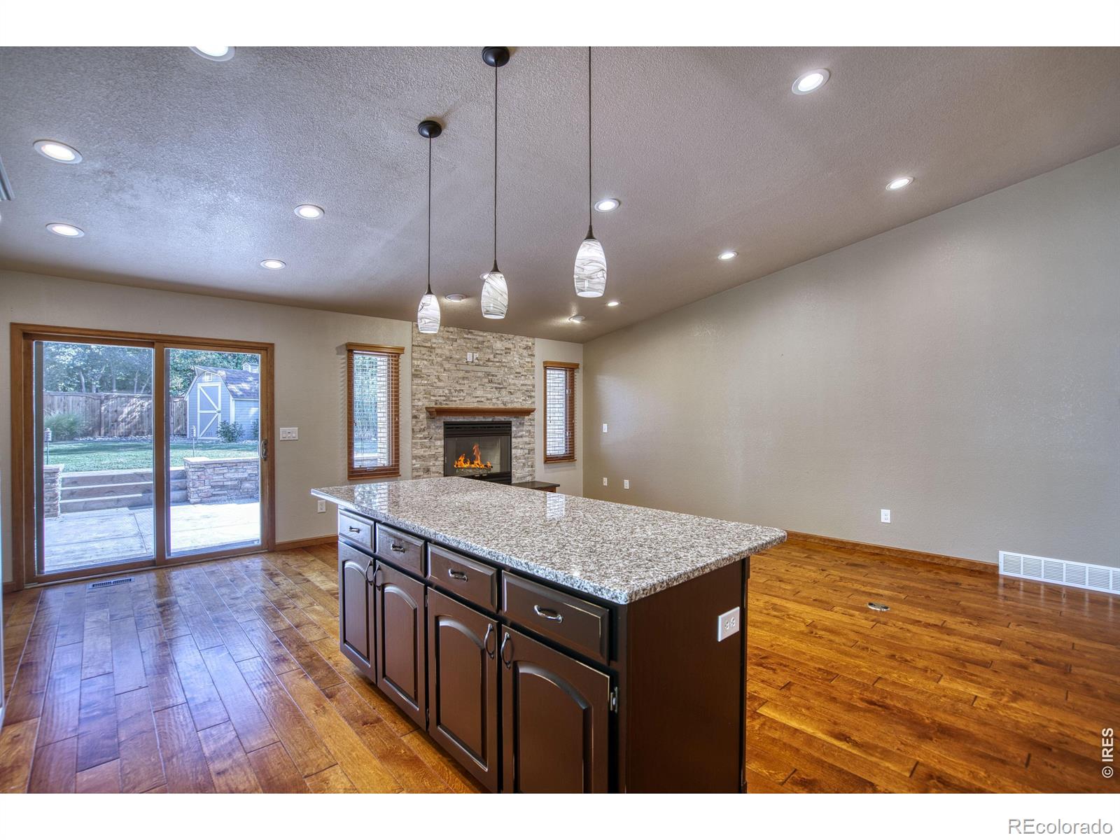 MLS Image #14 for 1115  chester court,johnstown, Colorado