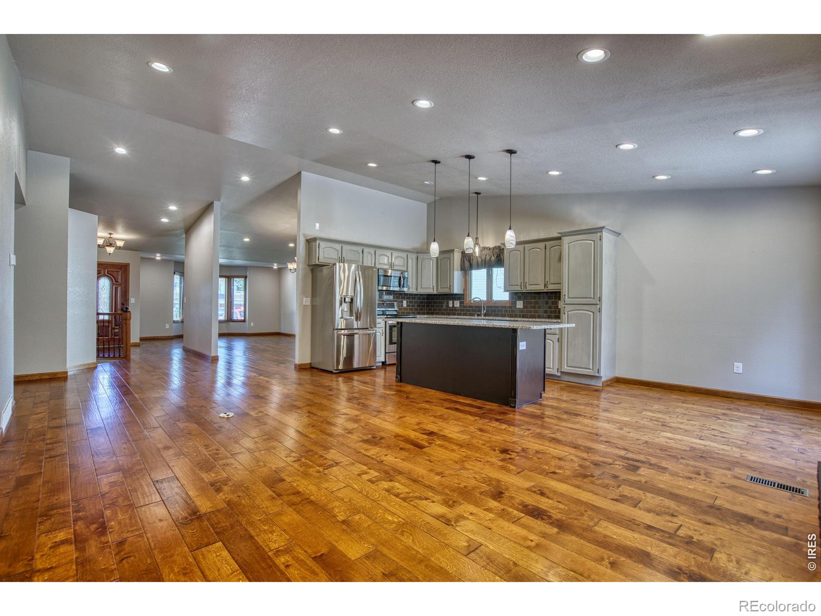 MLS Image #15 for 1115  chester court,johnstown, Colorado