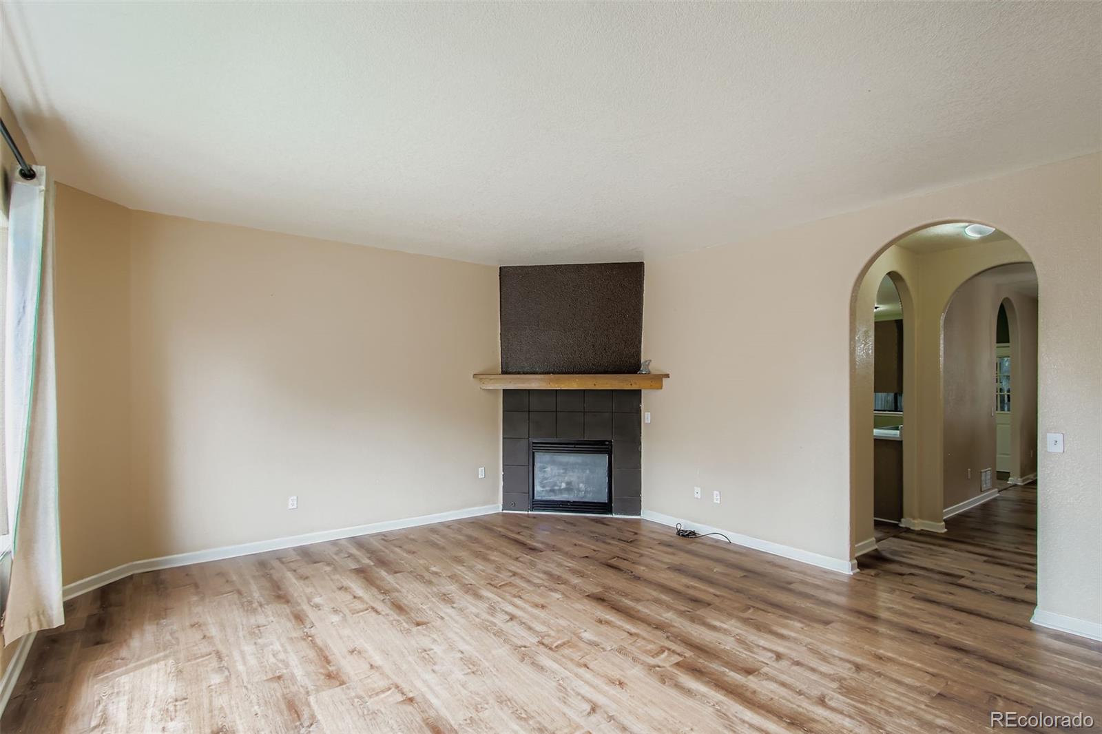 MLS Image #3 for 10693 w 63rd drive 102,arvada, Colorado
