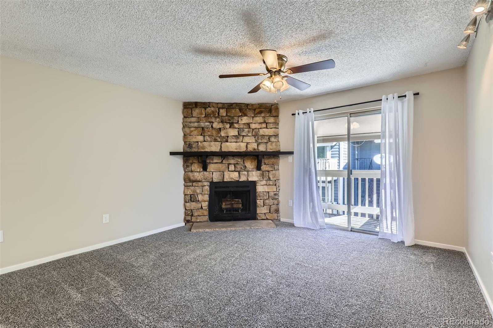 MLS Image #3 for 4400 s quebec street d203,denver, Colorado