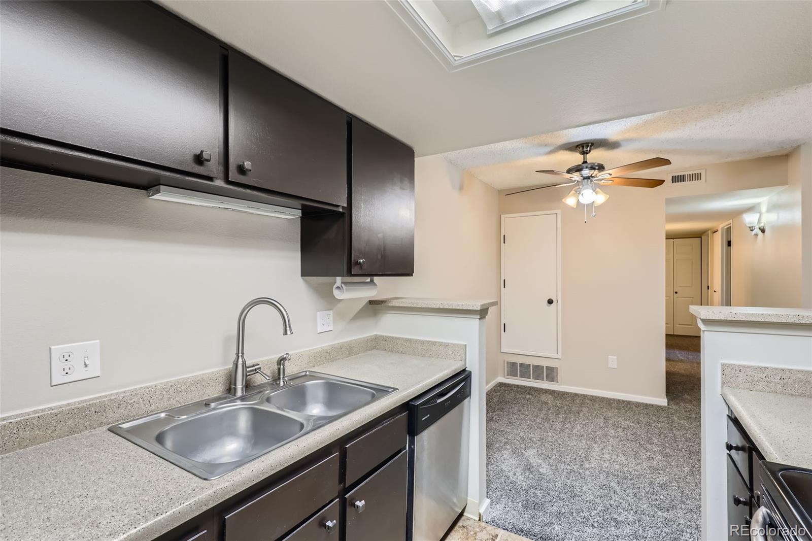 MLS Image #6 for 4400 s quebec street d203,denver, Colorado