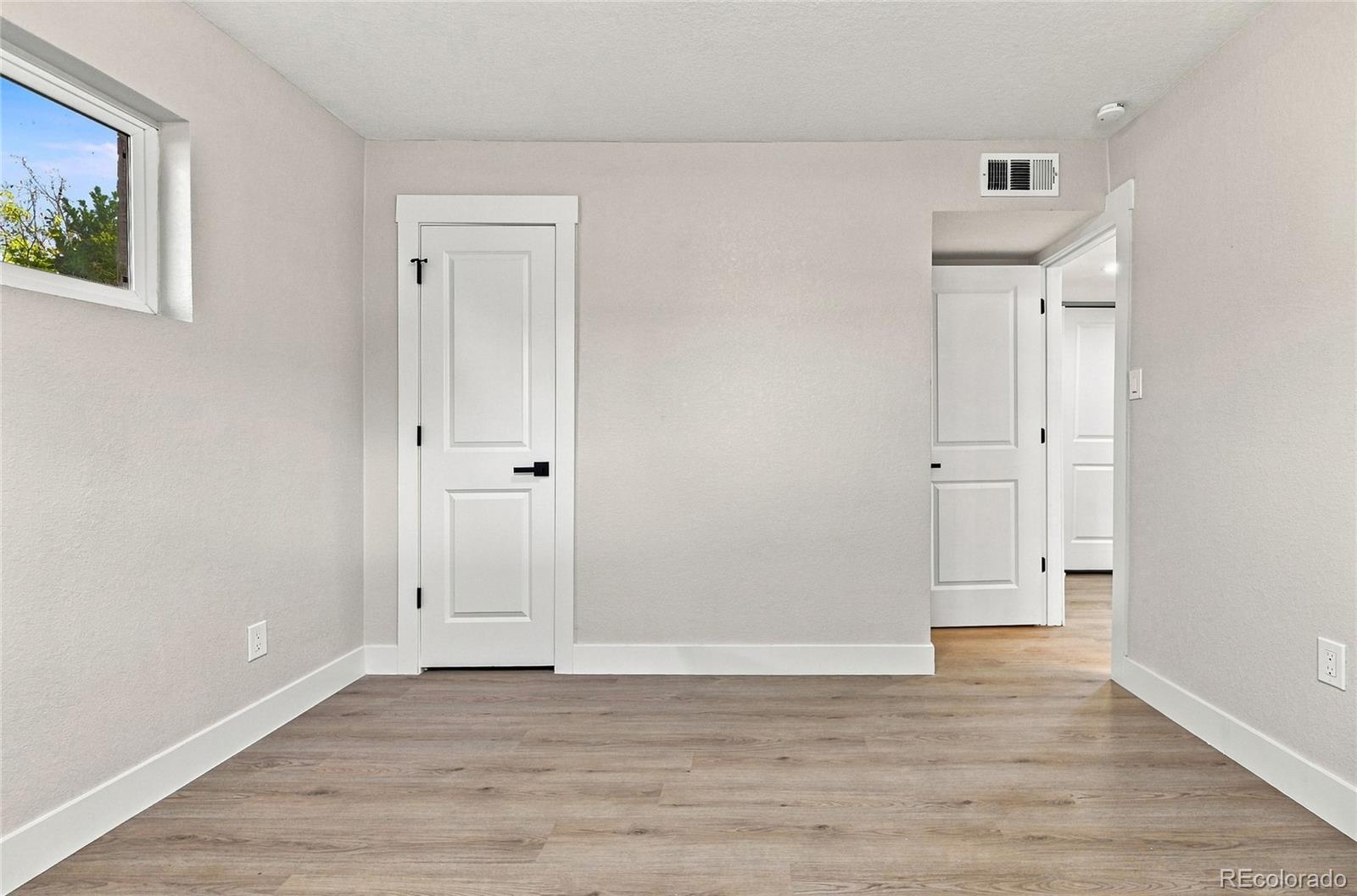MLS Image #17 for 1241 e 90th avenue,thornton, Colorado