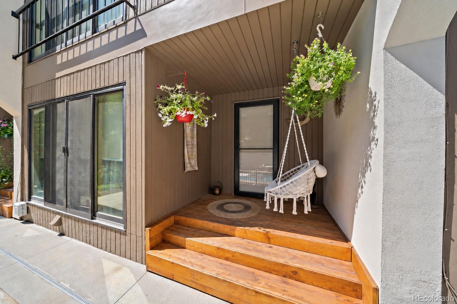 MLS Image #26 for 960 n pennsylvania street,denver, Colorado