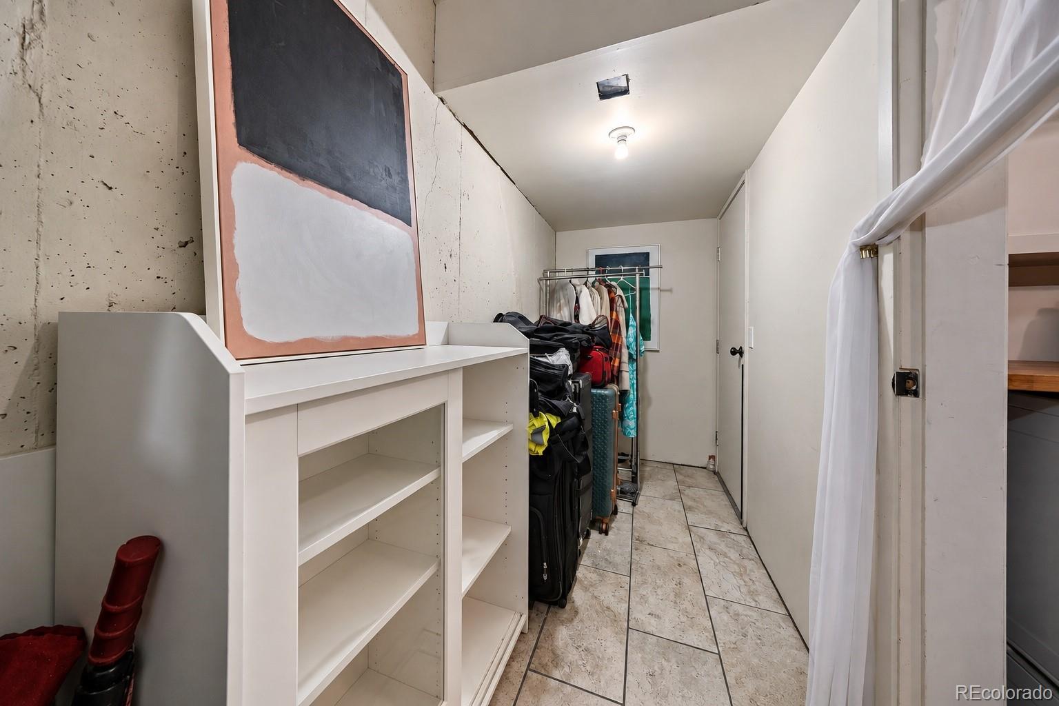 MLS Image #29 for 960 n pennsylvania street,denver, Colorado