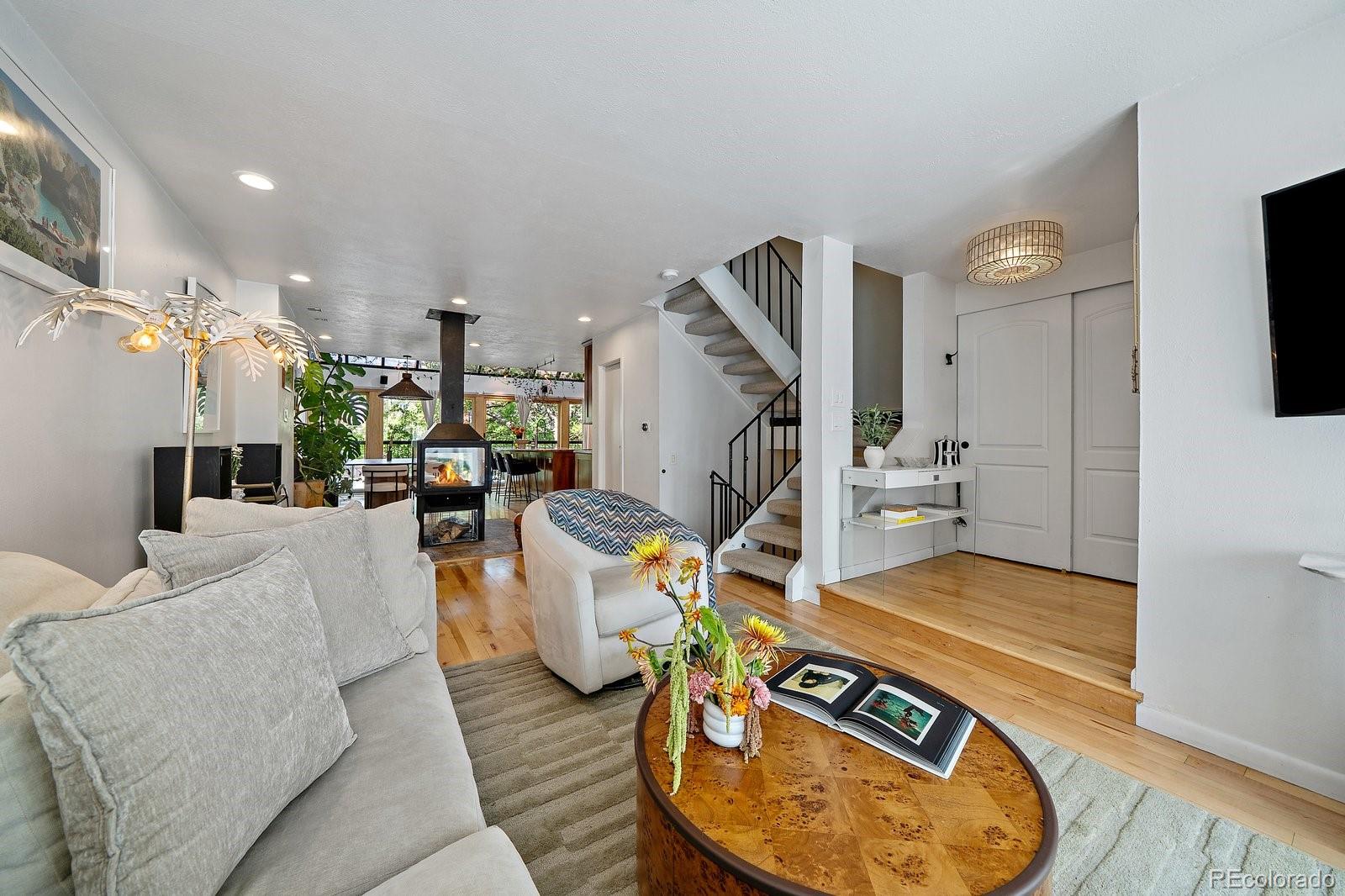 MLS Image #8 for 960 n pennsylvania street,denver, Colorado