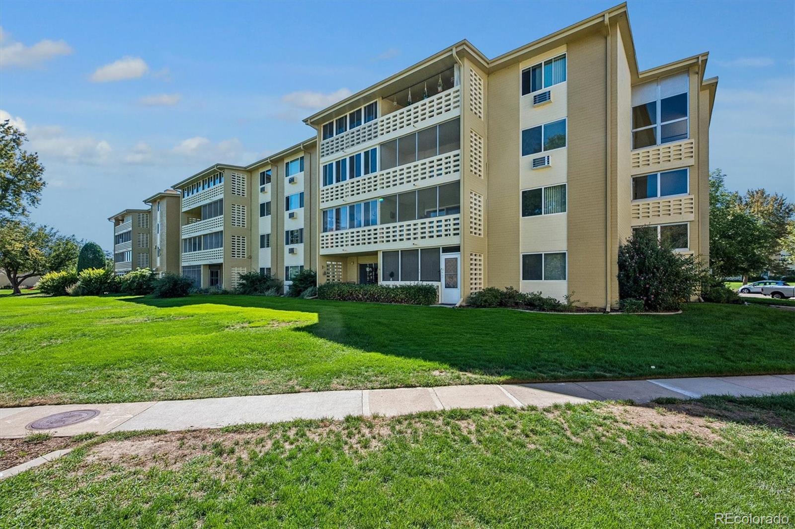 MLS Image #11 for 660 s alton way 12b,denver, Colorado