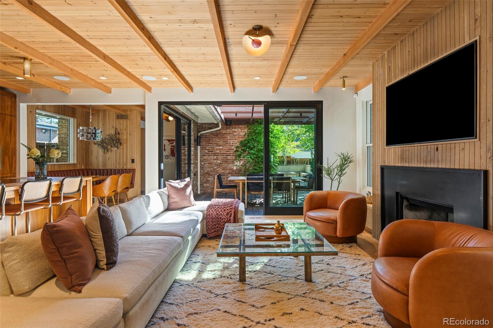 MLS Image #11 for 550  fillmore street,denver, Colorado