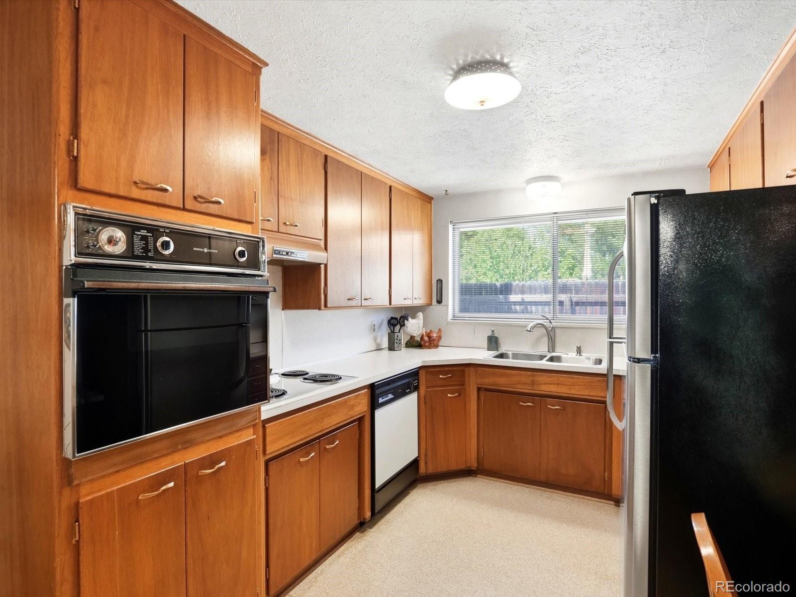 MLS Image #15 for 1433  spencer street,longmont, Colorado