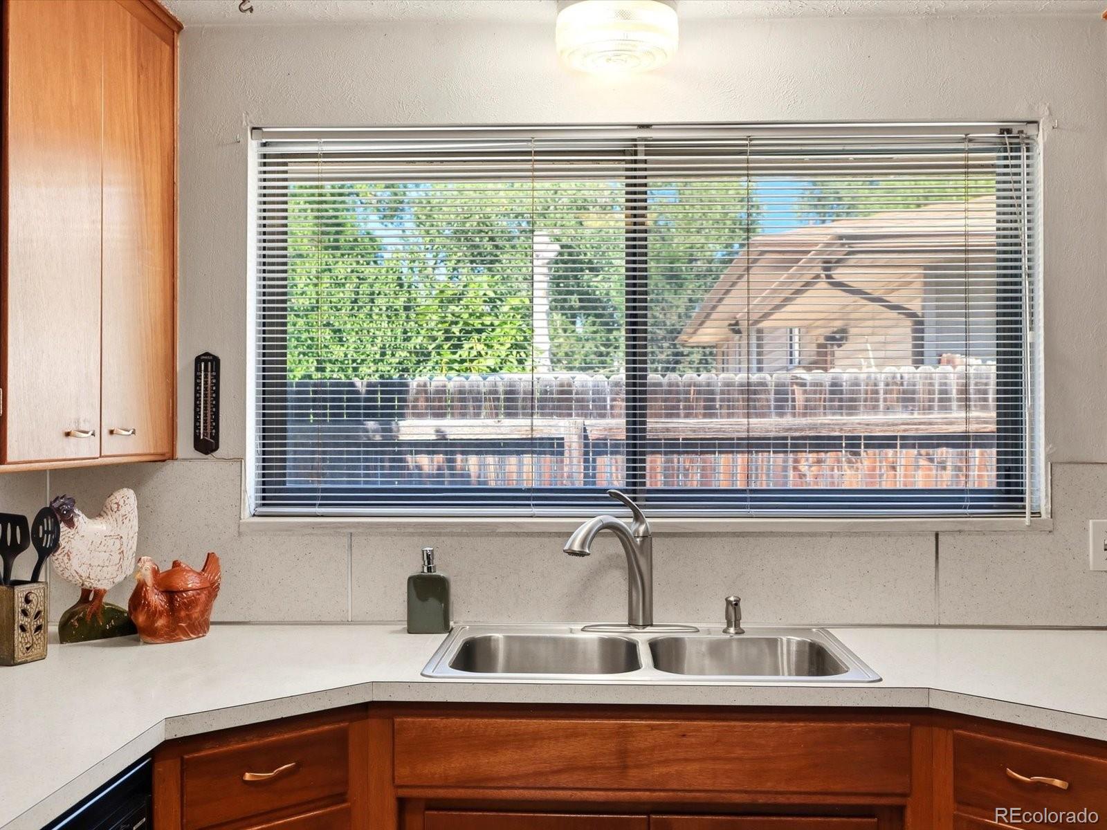 MLS Image #17 for 1433  spencer street,longmont, Colorado