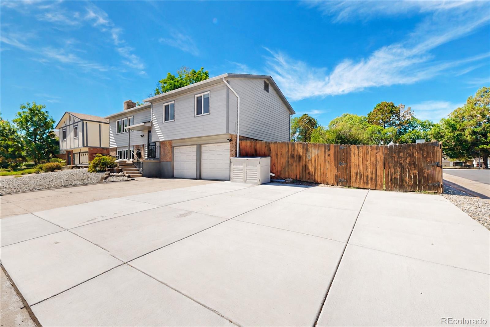 MLS Image #3 for 1501 s dawson street,aurora, Colorado
