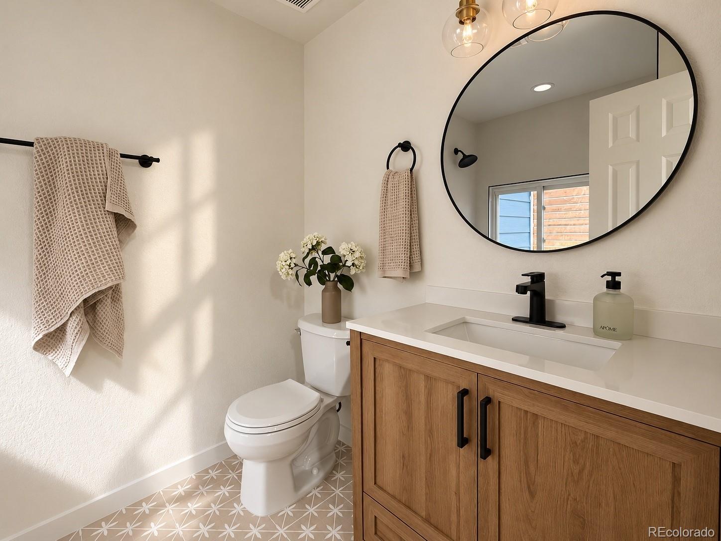 MLS Image #11 for 1505 w alaska place,denver, Colorado
