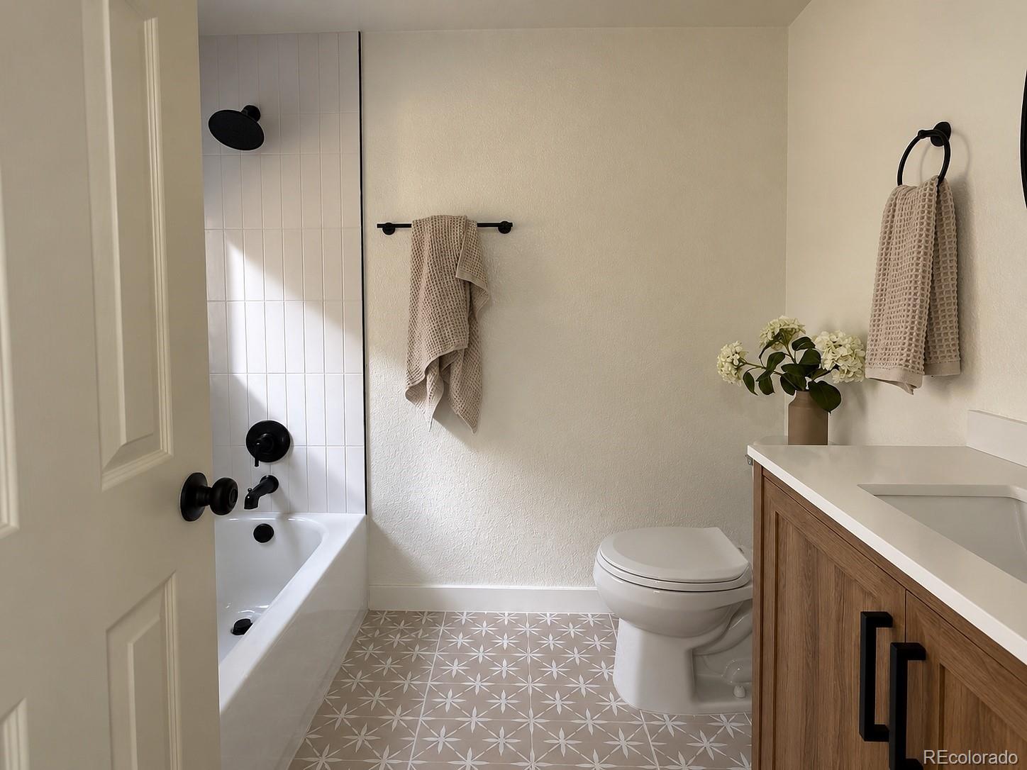 MLS Image #12 for 1505 w alaska place,denver, Colorado