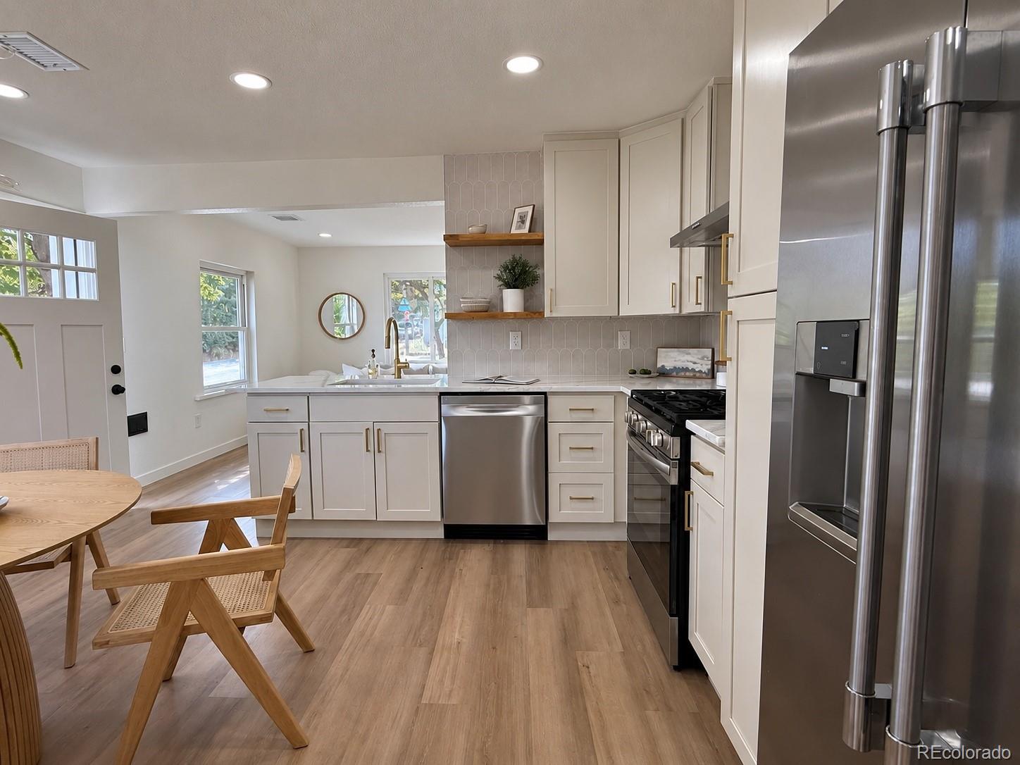 MLS Image #4 for 1505 w alaska place,denver, Colorado
