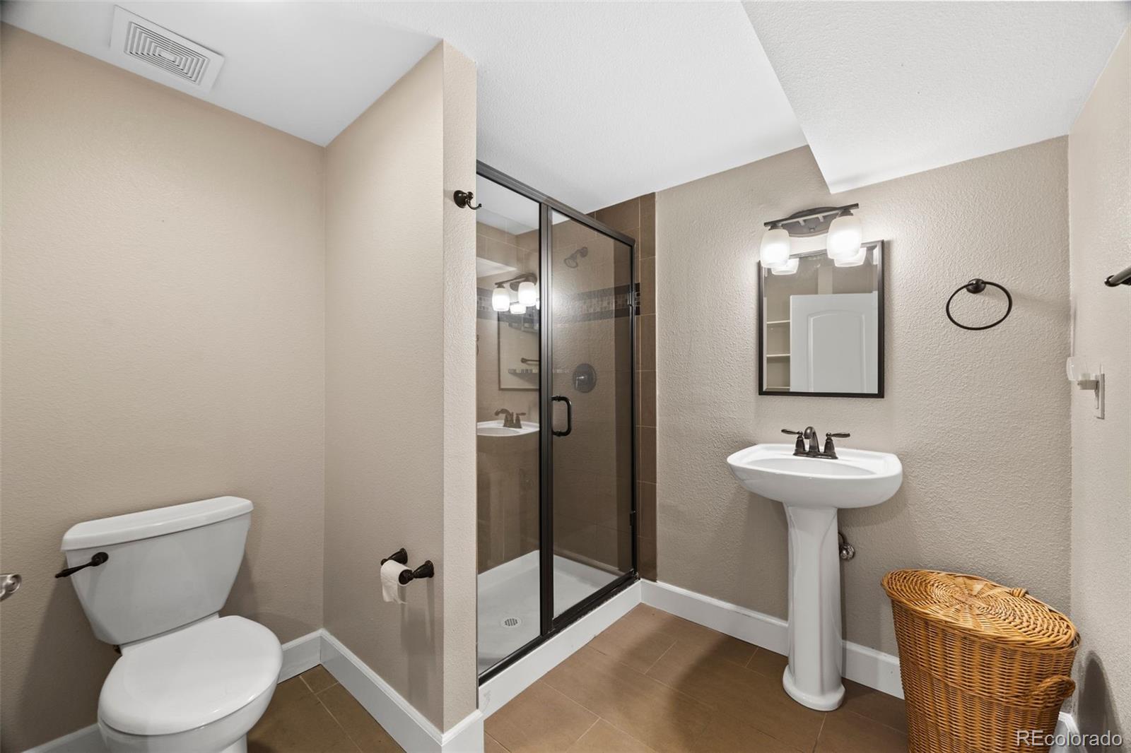 MLS Image #31 for 7049 s magnolia circle,centennial, Colorado