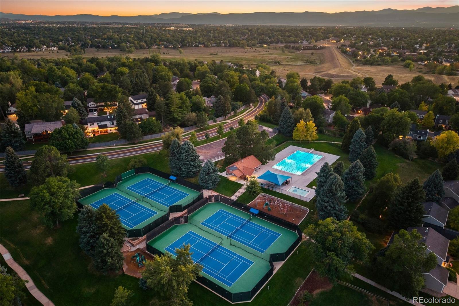 MLS Image #45 for 7049 s magnolia circle,centennial, Colorado