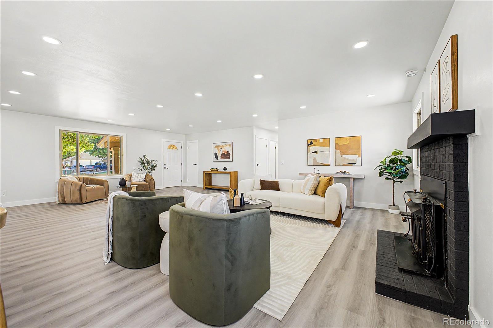 MLS Image #2 for 4313 s dillon street,aurora, Colorado