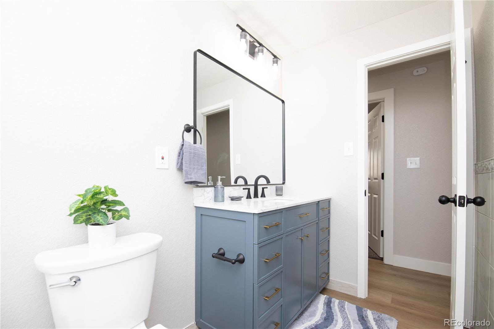 MLS Image #18 for 3330 w union avenue,englewood, Colorado