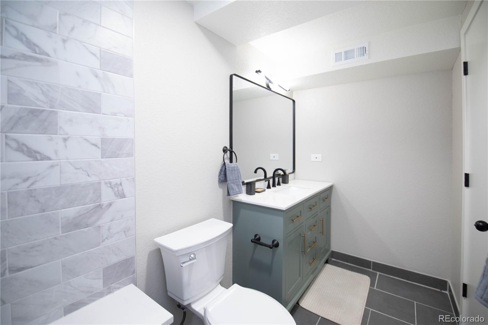 MLS Image #39 for 3330 w union avenue,englewood, Colorado