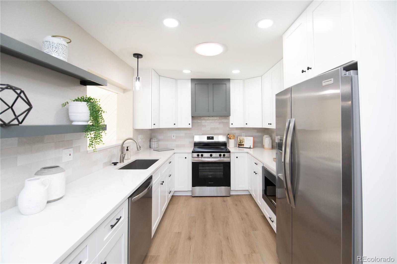 MLS Image #9 for 3330 w union avenue,englewood, Colorado