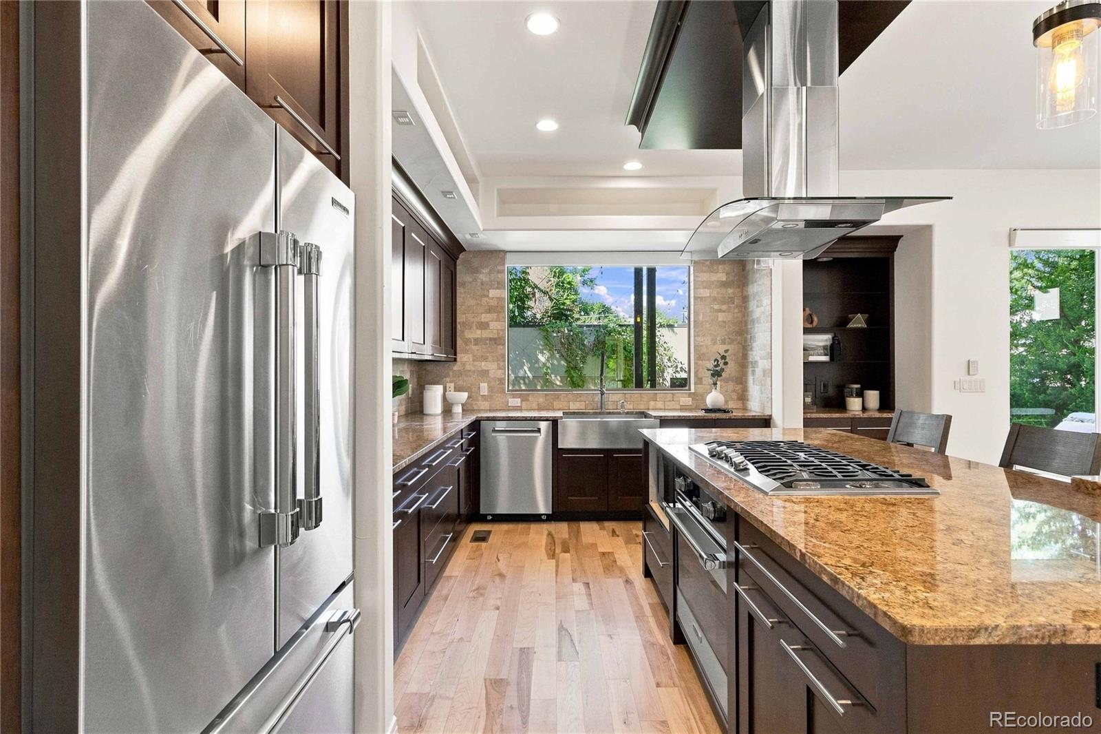MLS Image #18 for 2135  newton street,denver, Colorado