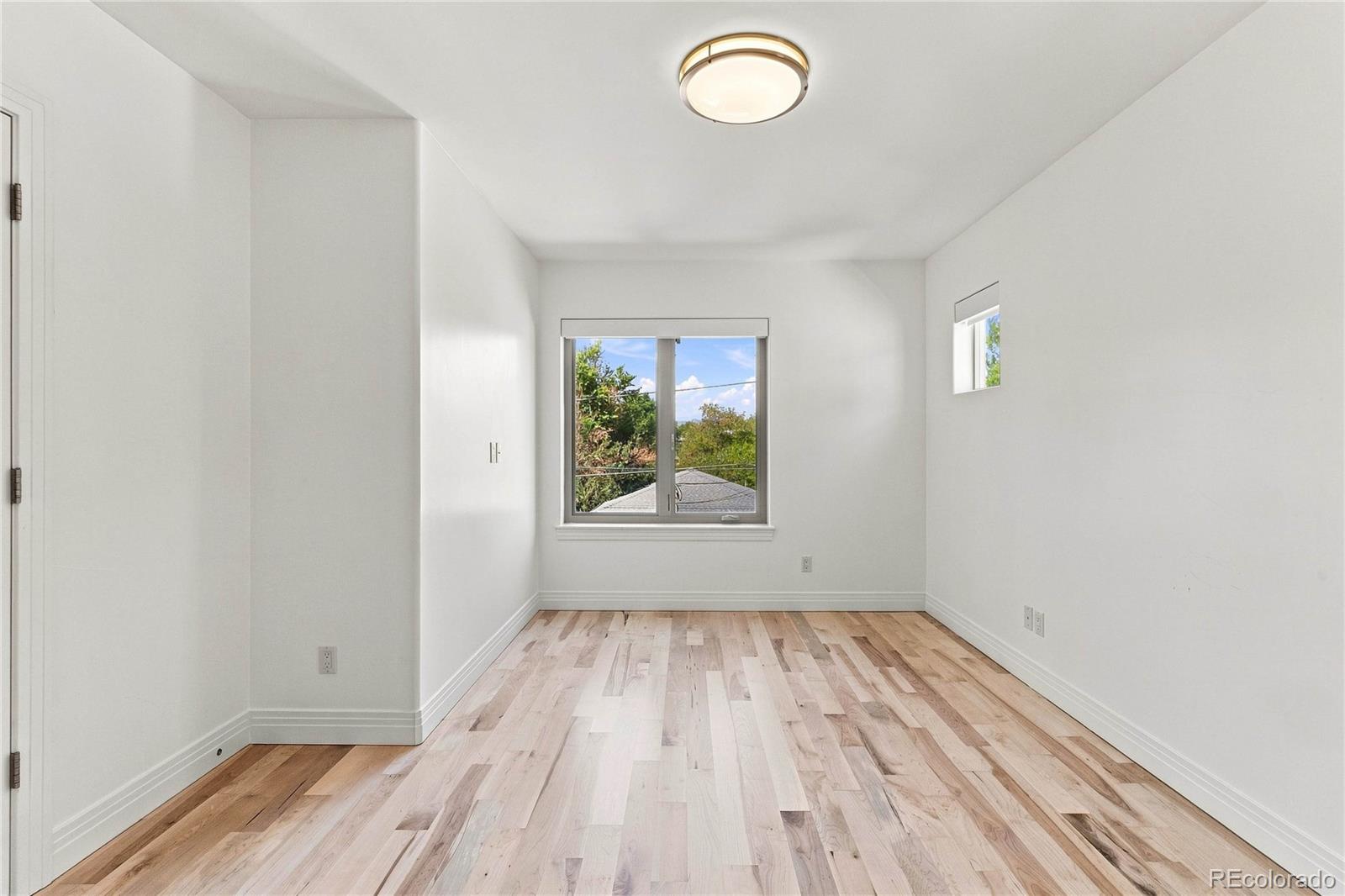 MLS Image #27 for 2135  newton street,denver, Colorado