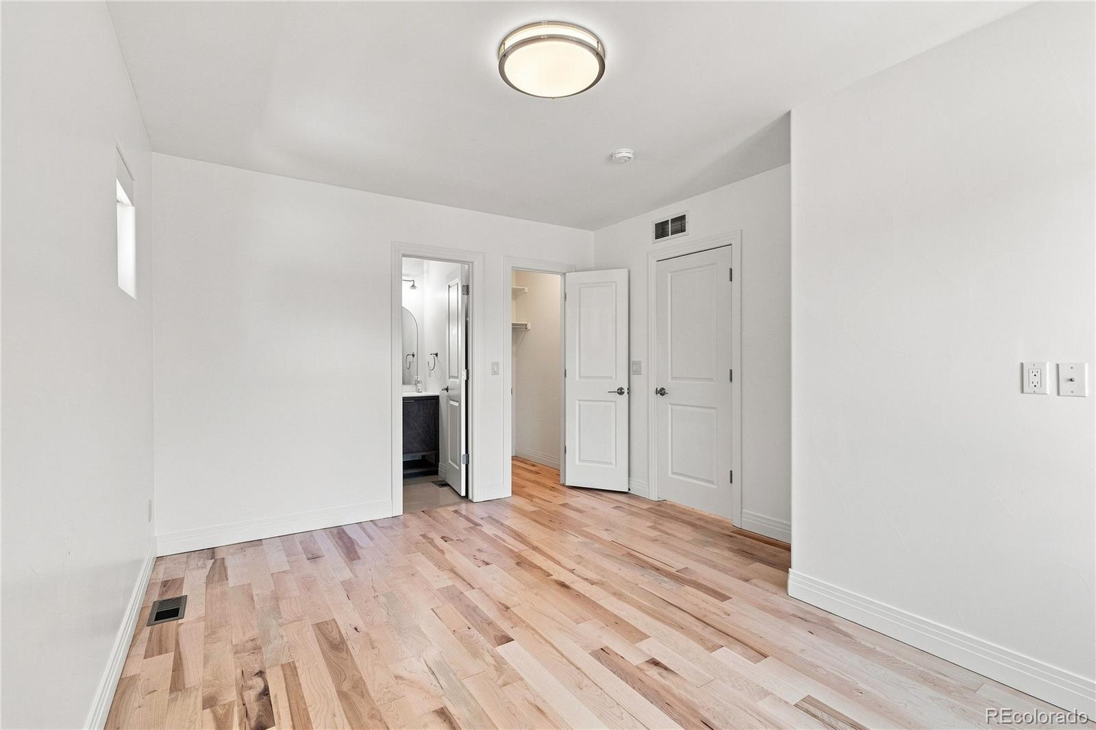 MLS Image #28 for 2135  newton street,denver, Colorado