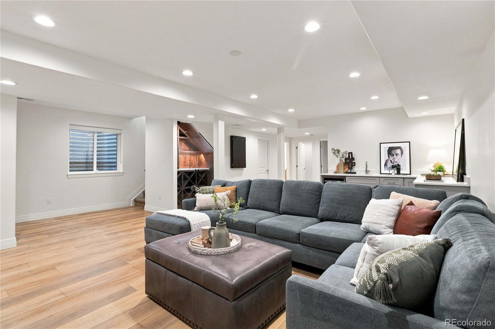MLS Image #32 for 2135  newton street,denver, Colorado