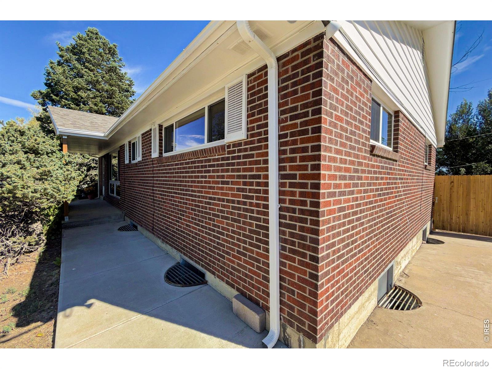 MLS Image #3 for 10674  grant drive,northglenn, Colorado
