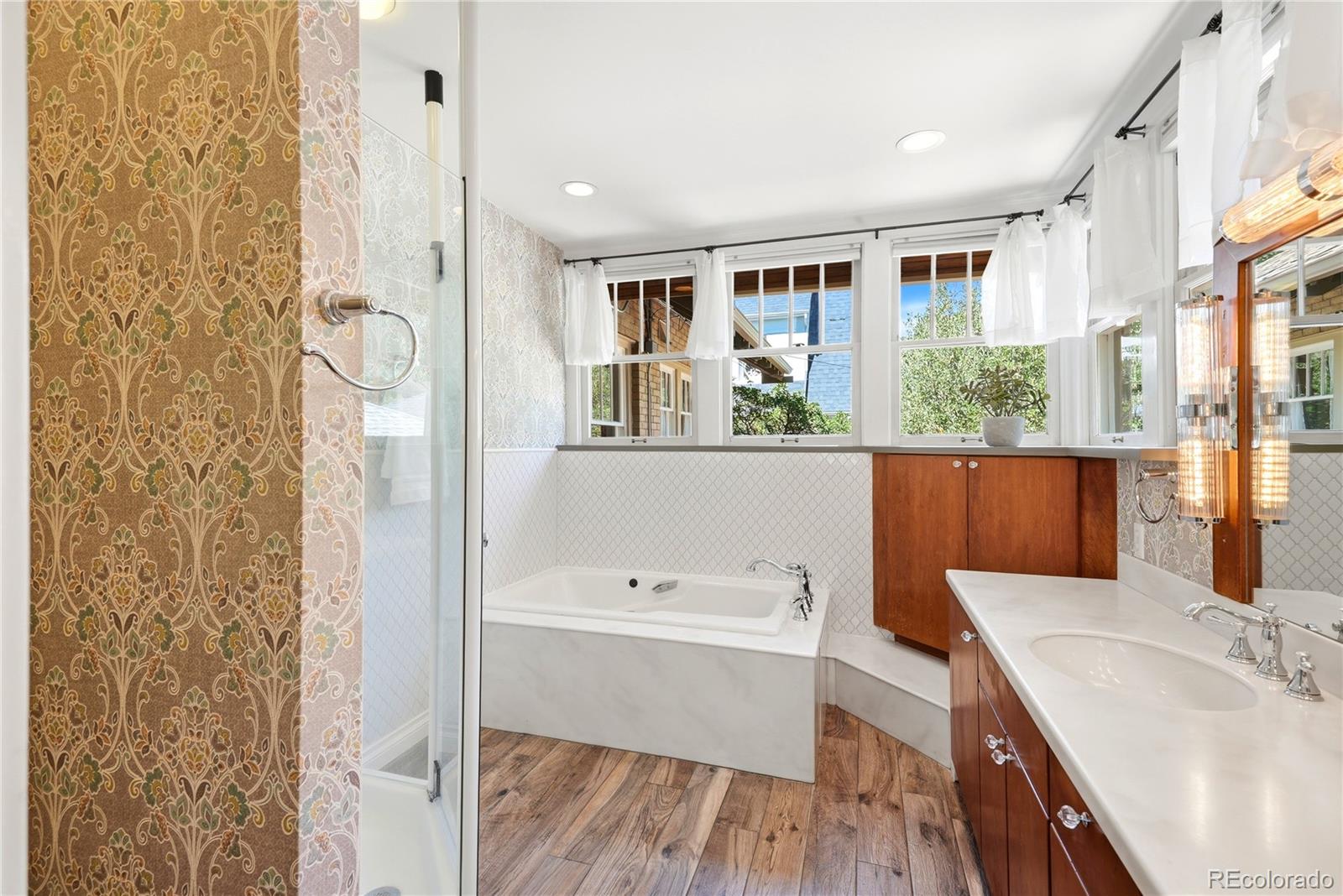 MLS Image #23 for 664  york street,denver, Colorado