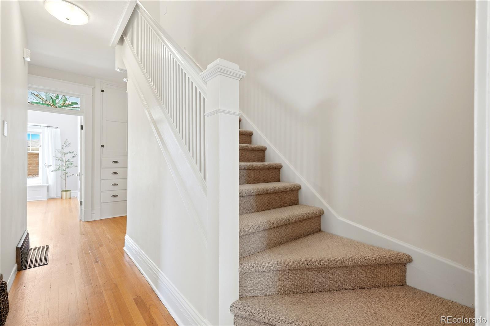 MLS Image #29 for 664  york street,denver, Colorado