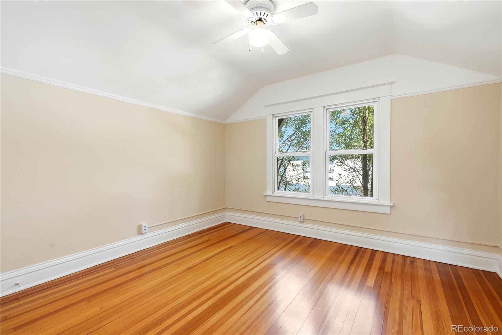 MLS Image #33 for 664  york street,denver, Colorado