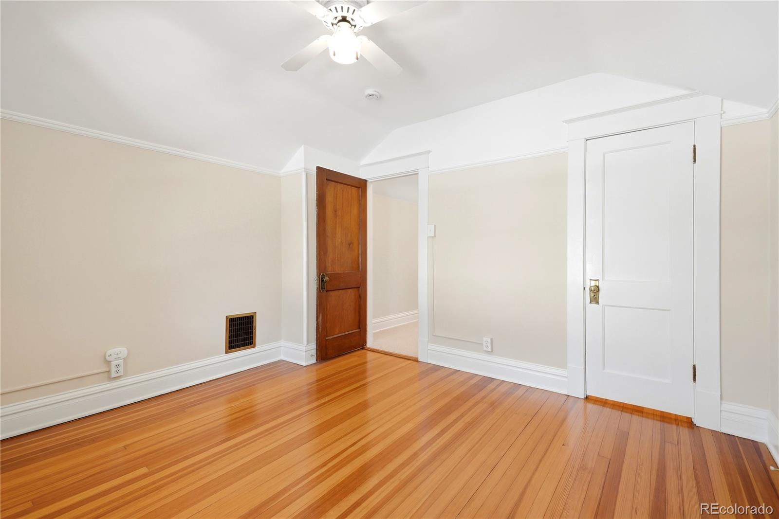 MLS Image #34 for 664  york street,denver, Colorado