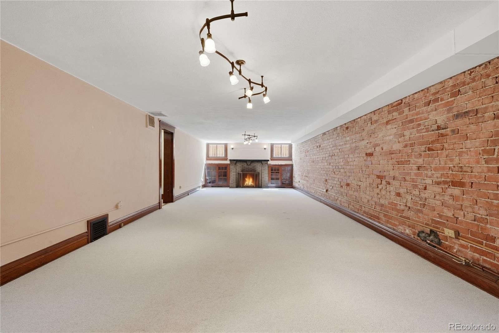 MLS Image #36 for 664  york street,denver, Colorado