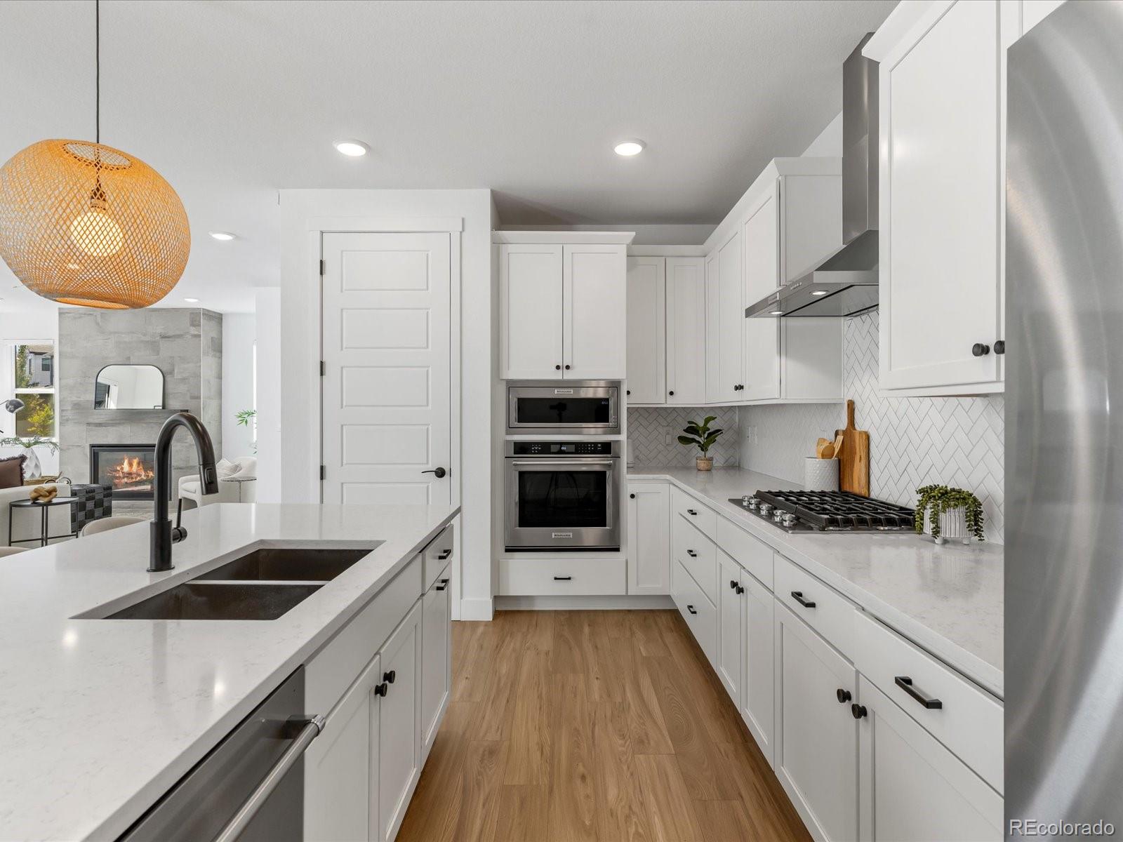 MLS Image #9 for 6364  galena way,denver, Colorado