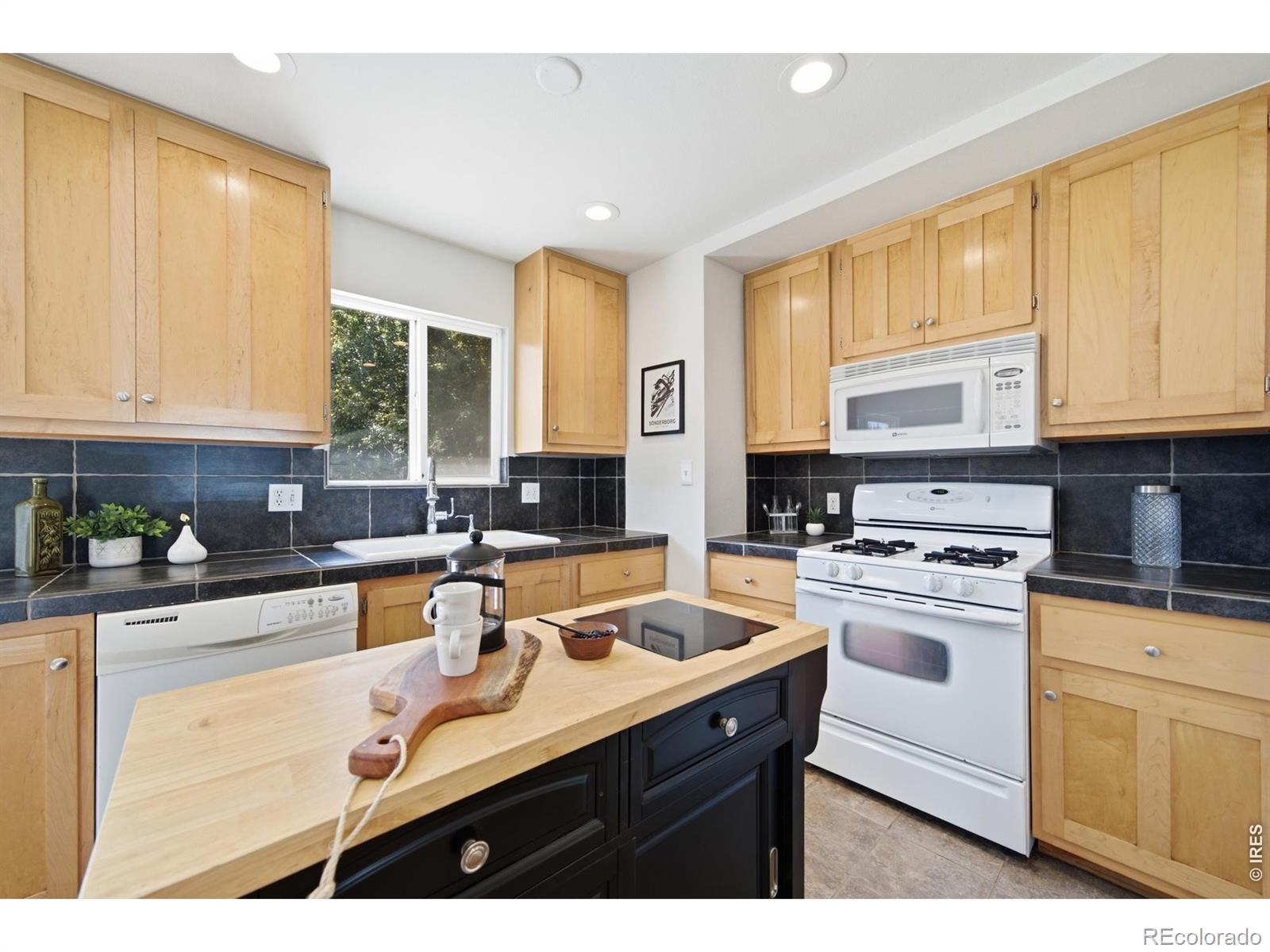 MLS Image #4 for 4101  cork drive,laporte, Colorado