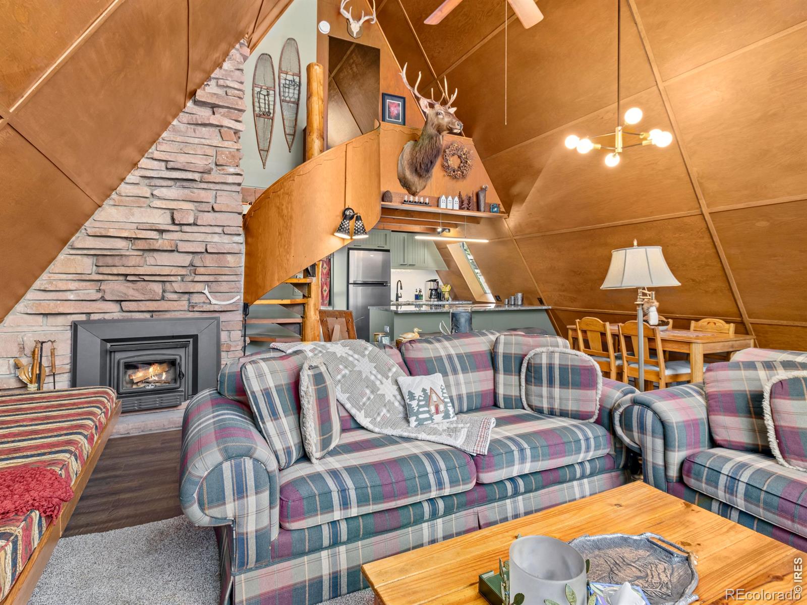 MLS Image #3 for 847  hemlock drive,lyons, Colorado