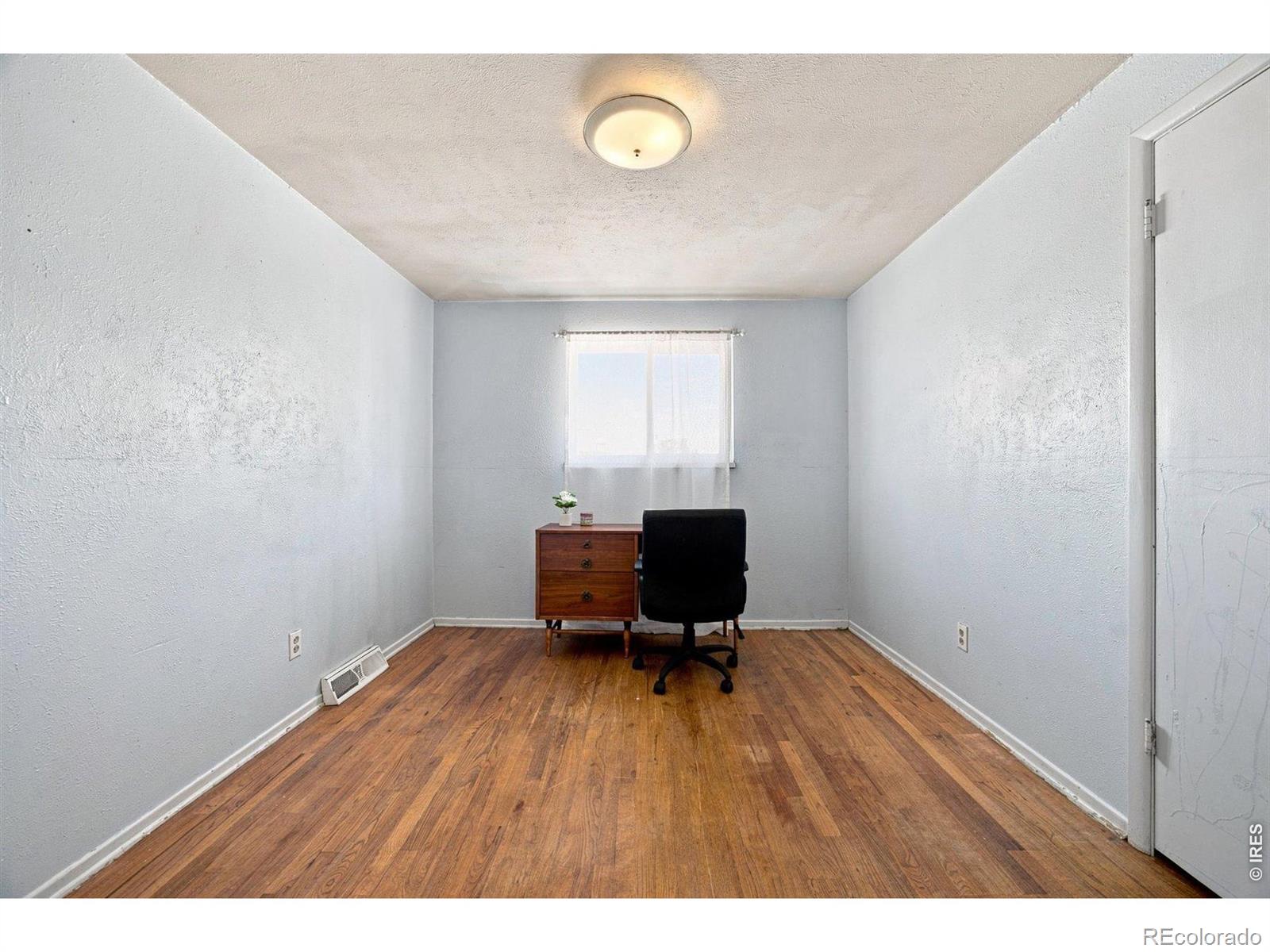 MLS Image #10 for 8290  louise drive,denver, Colorado