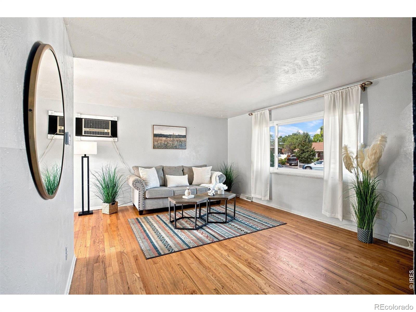 MLS Image #2 for 8290  louise drive,denver, Colorado