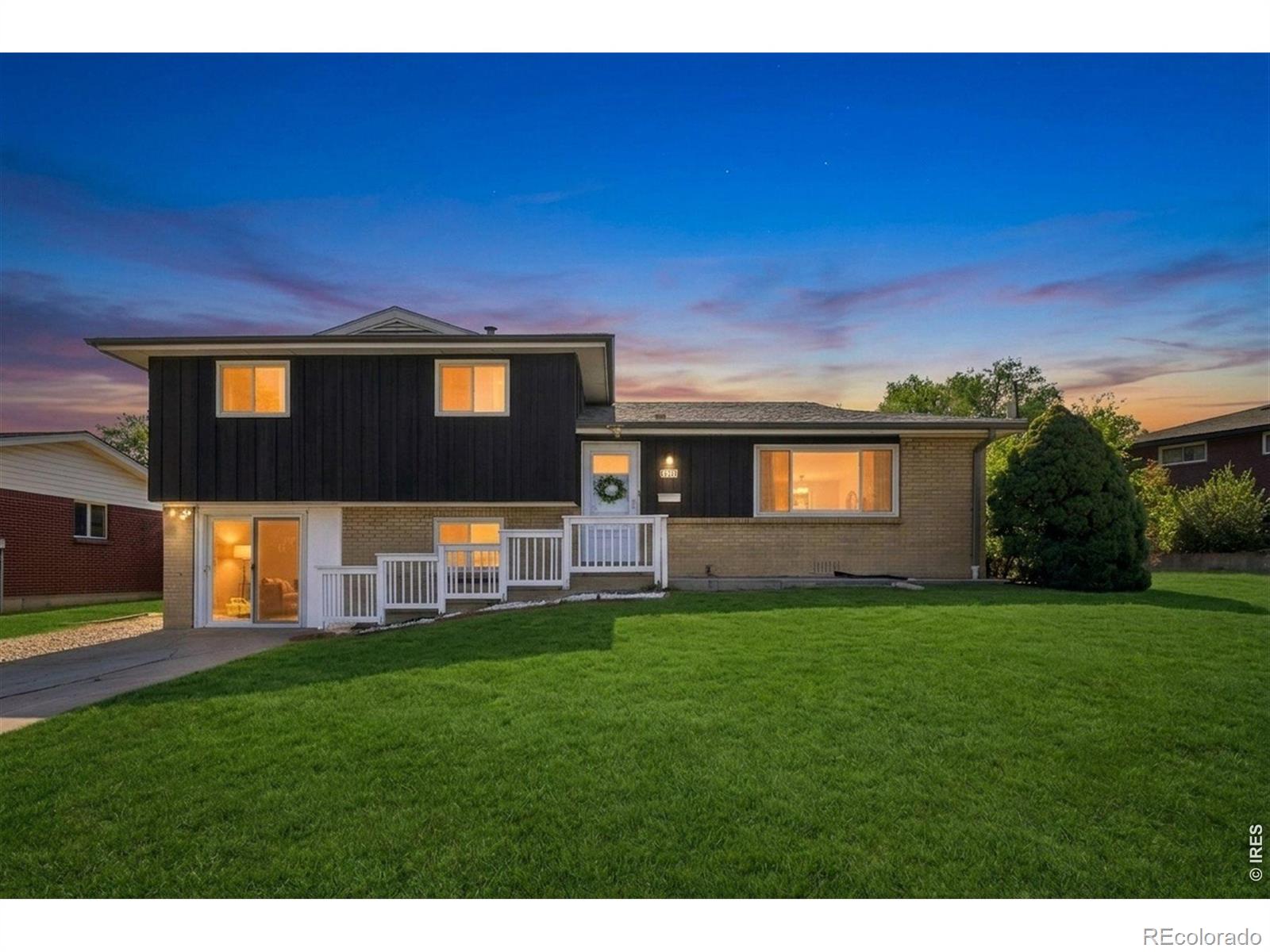 MLS Image #25 for 8290  louise drive,denver, Colorado