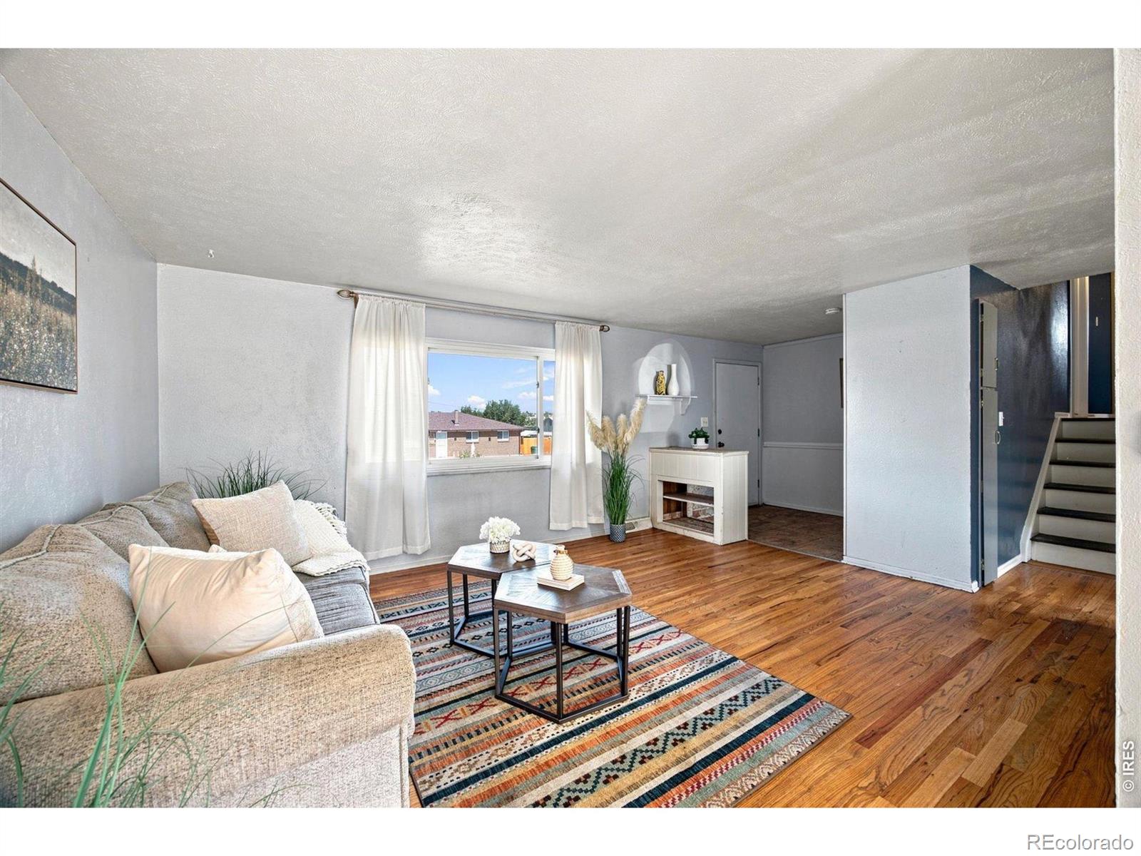 MLS Image #3 for 8290  louise drive,denver, Colorado