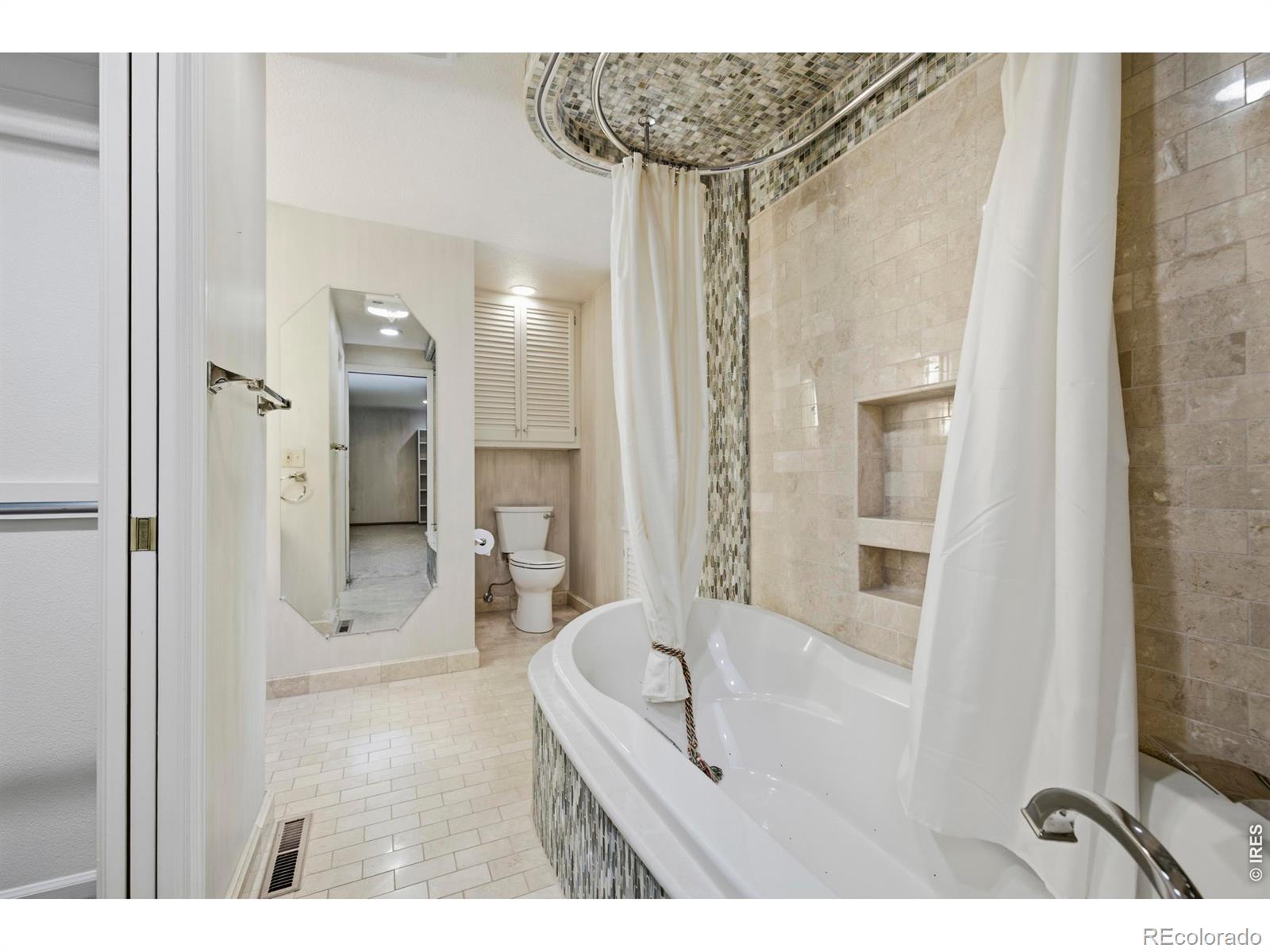 MLS Image #12 for 3531  capulin drive,loveland, Colorado