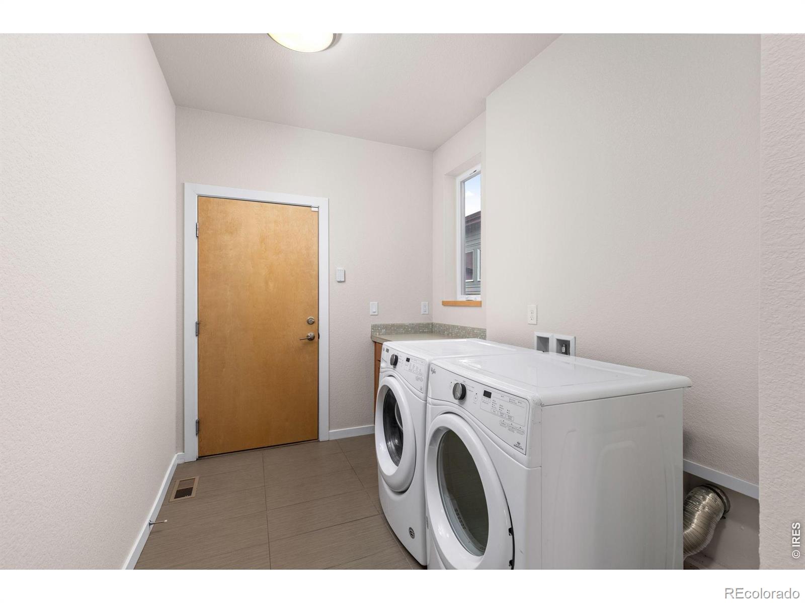 MLS Image #16 for 2111  hecla drive,louisville, Colorado
