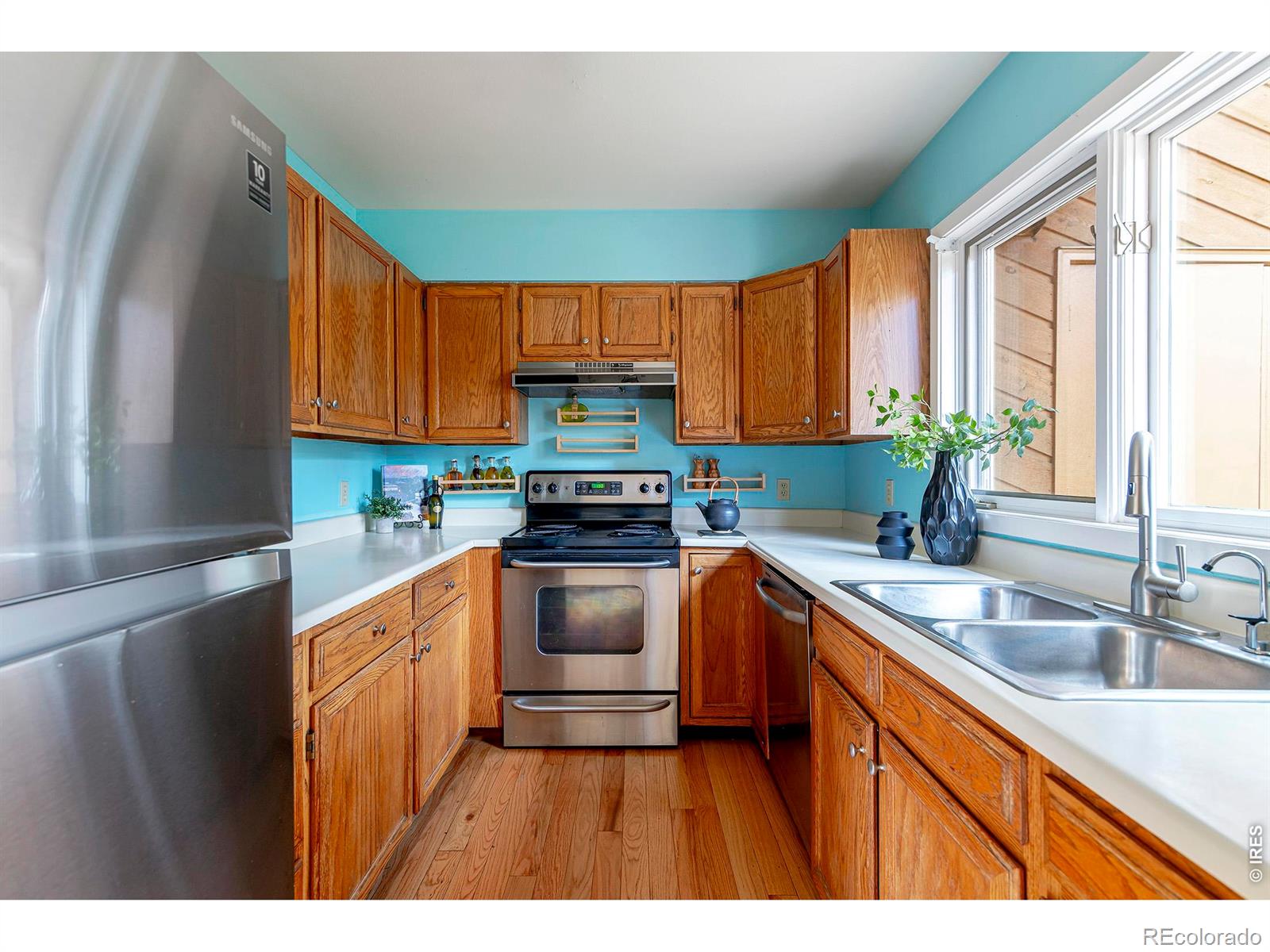 MLS Image #11 for 3527  spring creek place,boulder, Colorado