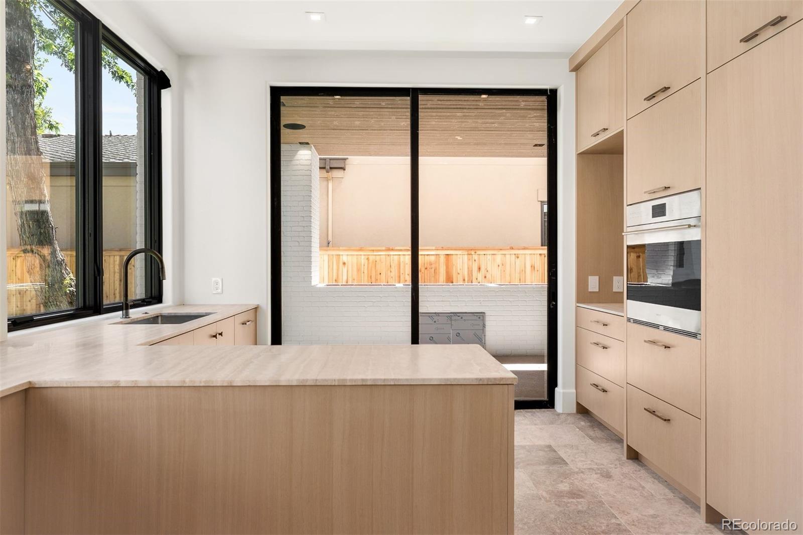 MLS Image #8 for 824 s franklin street,denver, Colorado