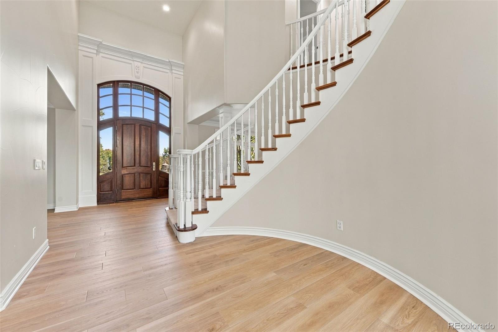 MLS Image #3 for 9  brookhaven trail,littleton, Colorado